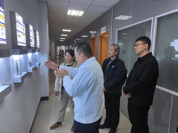 省外资协会参加省商务厅工作调研